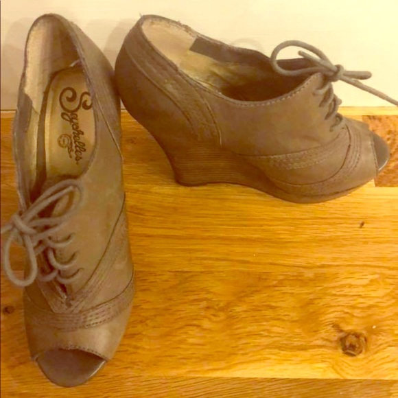 Seychelles Platform Peep Toe Wedge - Picture 1 of 3